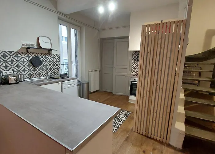 Apartment Calme A 100m Des Allees Paul Riquet Beziers